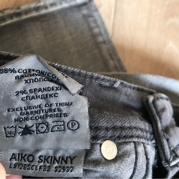 Silver Jeans Aiko Skinny 28/31 distressed grey wash denim jeans - Picture 6 of 9